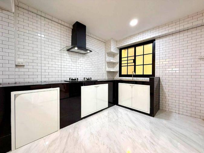 picture ⭐✨ RH-135 3-Story Townhome for Sale (Phetkasem 68 Soi 10) ✨⭐ - 8/20