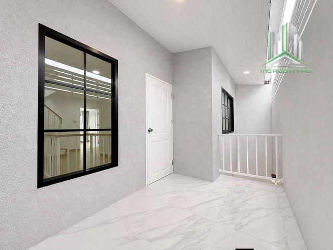 picture ⭐✨ RH-135 3-Story Townhome for Sale (Phetkasem 68 Soi 10) ✨⭐ - 18/20