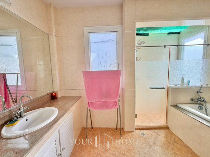 picture Rare Find! 100 Sq.w. Single House at Casalunar with Private Beach Access - 24/49