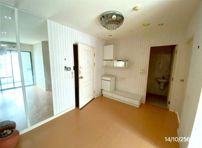 picture 🏢 Condo for Sale: iCondo Sukhaphiban 2 | Serithai Location - 6/6