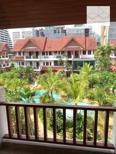 รูป Villa 49 Sukhumvit 49 | Townhouse 4 ชั้น | 3+1 ห้องนอน | 400 ตร.ม. | ใกล้ BTS พร้อมพงษ์ Line ID: puttcapital - รูปที่ 2/10