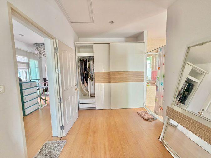 picture Rare Find! 100 Sq.w. Single House at Casalunar with Private Beach Access - 22/49