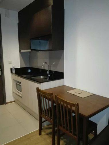 picture   Condo for rent :The Edge Sukhumvit 23  ((BTS Asoke) MK-02 line @livingbkk  - 6/14