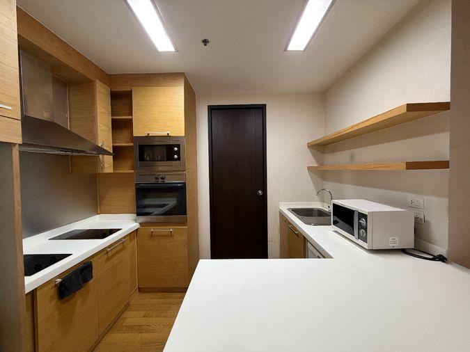 picture Pet-Friendly 2-Bedroom Near BTS Phrom Phong – THB 65,000/Month - 14/18