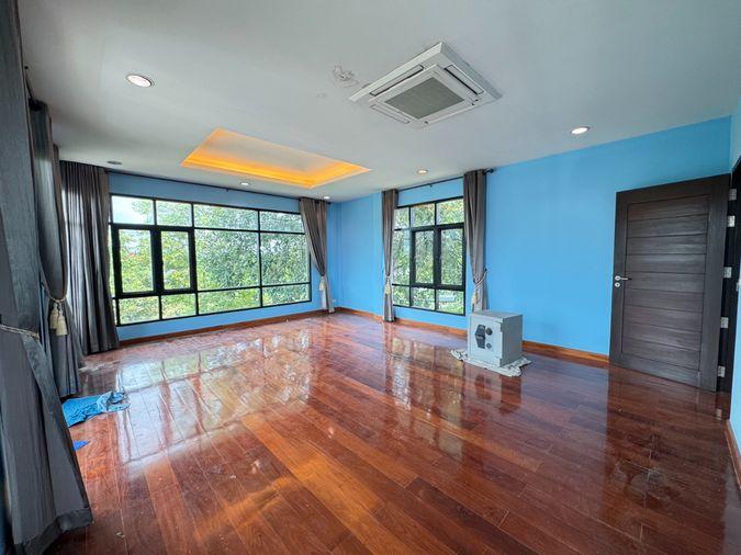 รูป บ้านบุษราคัม เรสซิเดนท์ บ้านแบบนี้…ไม่ได้มีไว้แค่อยู่อาศัย แต่มีไว้ “พักผ่อนทุกวัน” - รูปที่ 12/27