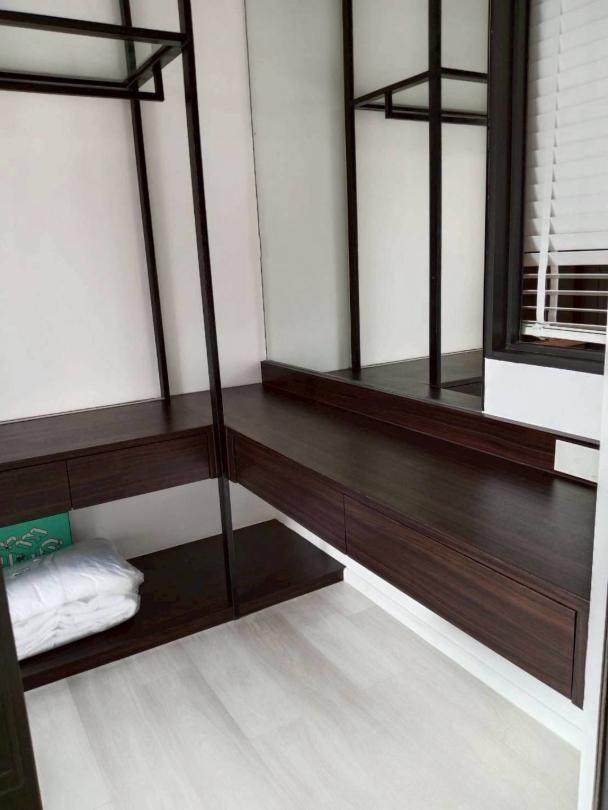 picture For Rent      :   Life one wireless  (ST-02) (Close to BTS Plenchit )  - 2/5