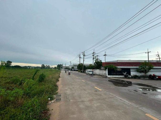 รูป ที่ดินทำเลทอง ต.บึง อ.ศรีราชา  แปลงใหญ่ ใกล้นิคมปิ่นทอง 4 - รูปที่ 9/14