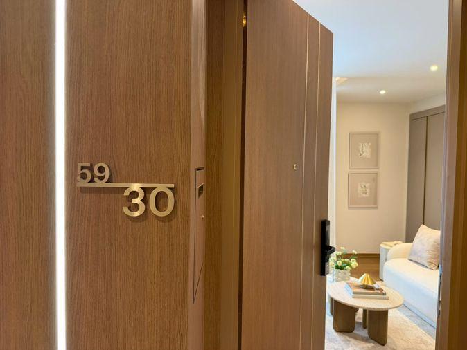 รูป คอนโดหรู Via 34 (เวีย 34) สุขุมวิท ห้องไซส์ใหญ่ 93.02 ตร.ม. Pet-Friendly เลี้ยงสัตว์ได้ สังคมส่วนตัวระดับพรีเมียม - รูปที่ 1/15