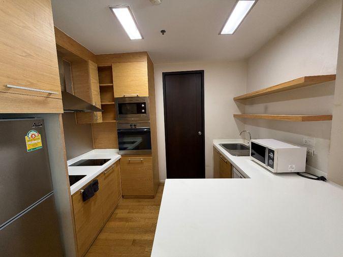 picture Pet-Friendly 2-Bedroom Near BTS Phrom Phong – THB 65,000/Month - 10/18