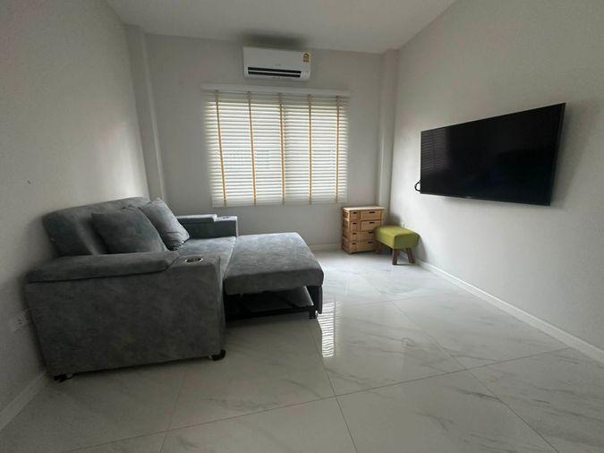 รูป HR3744ให้เช่าบ้านเดี่ยวหรู ลัดดารมย์ จตุโชติ 15 ทำเลหน้าสวน-ติดคลับเฮ้าส์ | ใกล้ทางด่วนจตุโชติ-สุขาภิบาล 5 [ยินดีรับผู้เช่าทุกชาติ] - รูปที่ 6/14