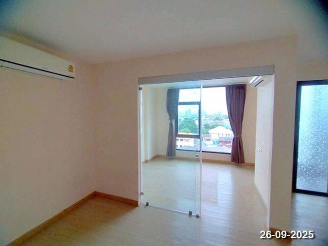 picture 🏢 Condo for Sale | Fresh Condominium | Nearby BTS/MRT - 1/7