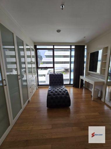 รูป RS7366 ให้เช่า New House Condominium – ซอยสมคิด Duplex ขนาดใหญ่ใจกลางชิดลม เดินเพียง 1 นาทีถึง Central Chidlom พร้อมเดินทางสะดวกทั้ง BTS และทางด่วน - รูปที่ 7/9