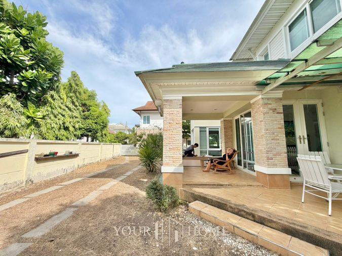 picture Rare Find! 100 Sq.w. Single House at Casalunar with Private Beach Access - 4/49