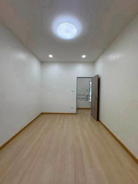 รูป ขายบ้านแฝด หมู่บ้านศรีนครินทร์ นาพร้าว ศรีราชา ชลบุรี - รูปที่ 4/10