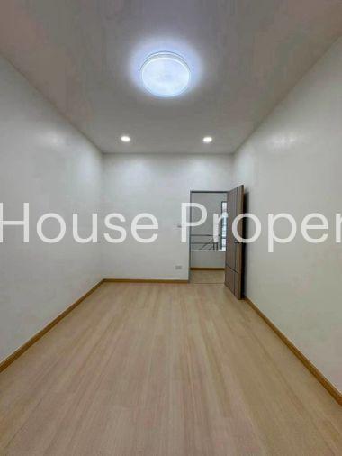 รูป ขายบ้านแฝด หมู่บ้านศรีนครินทร์ นาพร้าว ศรีราชา ชลบุรี - รูปที่ 4/10
