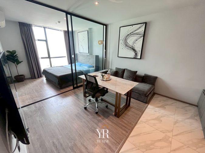 รูป Rhythm Ekkamai ห้องแต่งสวยโทนหินอ่อน ห้องพื้นที่กว้าง บรรยากาศดูโปร่งด้วย วิวเมืองมุมสูง พร้อมเข้าอยู่ - รูปที่ 3/10