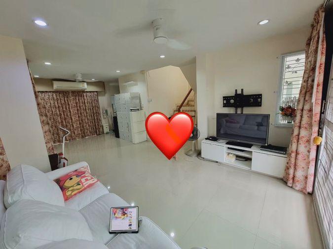 รูป ขายบ้านแฝด ด่วน ราคาต่ำกว่าทุน โครงการ เดอะเซนทรัล รีเจ้นท์ ศรีราชา 🏡✨ - รูปที่ 3/10