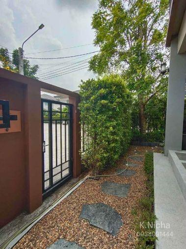 รูป HR3760ให้เช่าบ้านเดี่ยว 2 ชั้น ภัสสร เพรสทีจ จตุโชติ-วัชรพล 52 ตร.ว. เฟอร์ฯ บิวท์อินทั้งหลัง + ห้องกระจกอเนกประสงค์ ใกล้ทางด่วน - รูปที่ 23/38