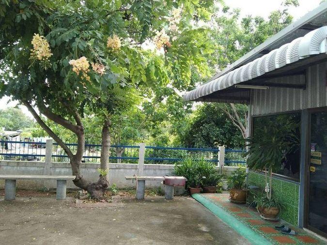 picture Factory and land for sale in Nong Kham, Sriracha, Chonburi. Excellent location. - 9/13