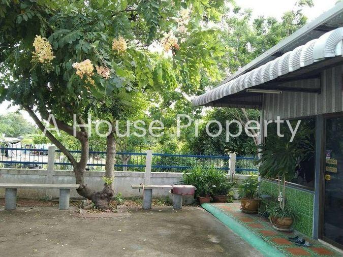 picture Factory and land for sale in Nong Kham, Sriracha, Chonburi. Excellent location. - 9/13