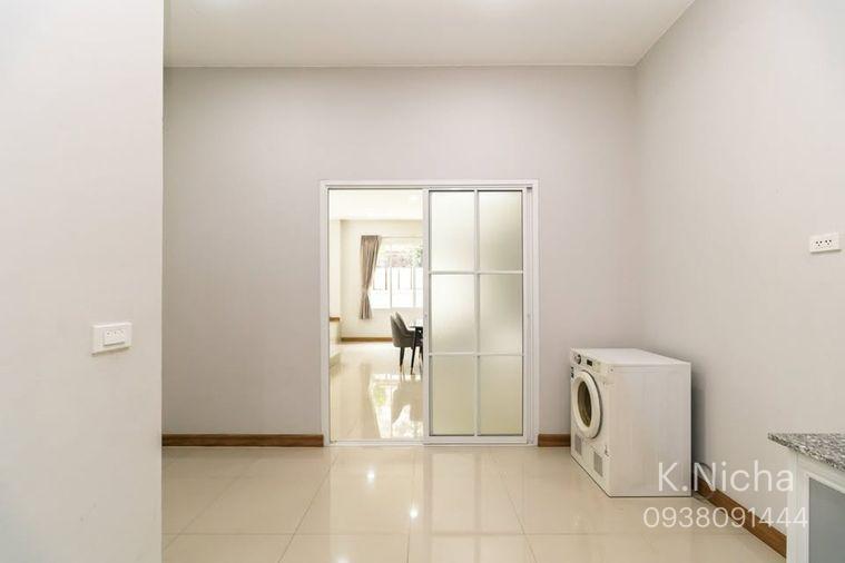 รูป HR3756ให้เช่าบ้านเดี่ยวหลังใหญ่ 122 ตร.ว. ลลิล อินเดอะพาร์ค วัชรพล–พหลโยธิน จอดรถ 6 คัน | Pet Friendly ใกล้สนามบินดอนเมือง - รูปที่ 9/47