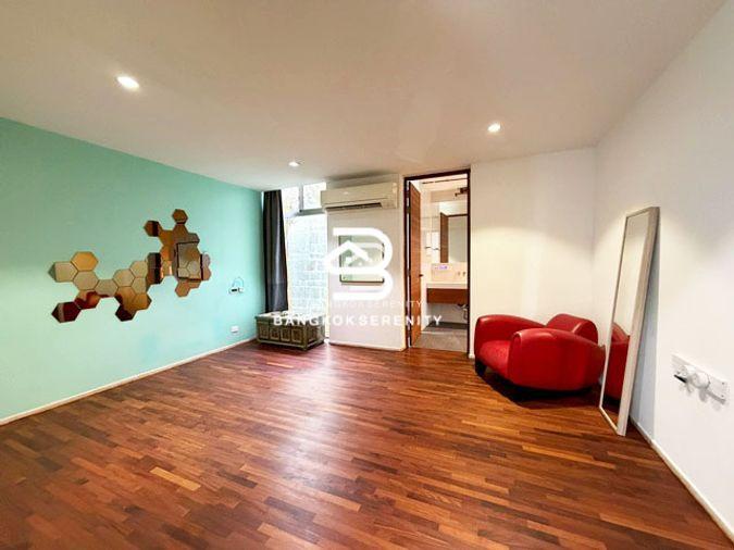 picture Pool Villa for sale at Windmill Golfcourse - 15/32