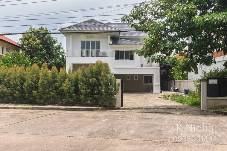 รูป HR3756ให้เช่าบ้านเดี่ยวหลังใหญ่ 122 ตร.ว. ลลิล อินเดอะพาร์ค วัชรพล–พหลโยธิน จอดรถ 6 คัน | Pet Friendly ใกล้สนามบินดอนเมือง - รูปที่ 25/47