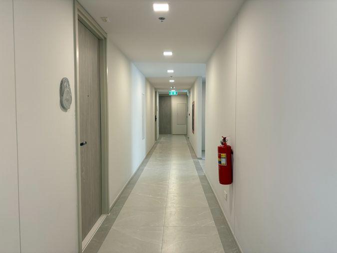 รูป 🌟ห้องใหม่ พร้อมอยู่ ที่ COBE รัชดา - พระราม 9  ห้องสตูดิโอ 26 sq.m. พร้อมเฟอร์นิเจอร์ ใกล้ MRT ศูนย์วัฒนธรรม  15,900 บาท/เดือน - รูปที่ 22/23
