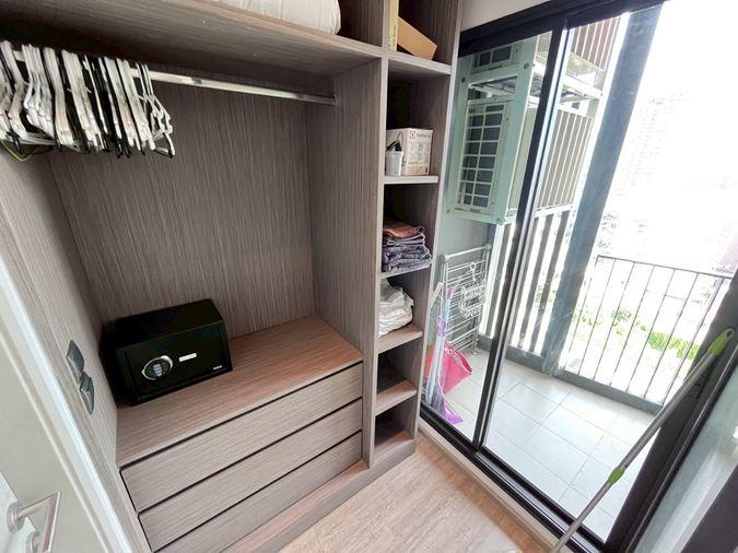 รูป Rhythm Ekkamai ห้องแต่งสวยโทนหินอ่อน ห้องพื้นที่กว้าง บรรยากาศดูโปร่งด้วย วิวเมืองมุมสูง พร้อมเข้าอยู่ - รูปที่ 9/10
