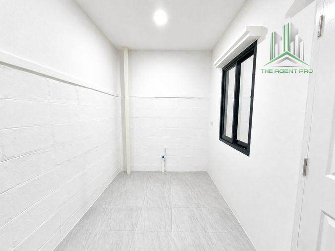 picture ⭐✨ RH-140 Benjasiri Phetkasem 91 Townhouse for Sale ✨⭐ - 9/12