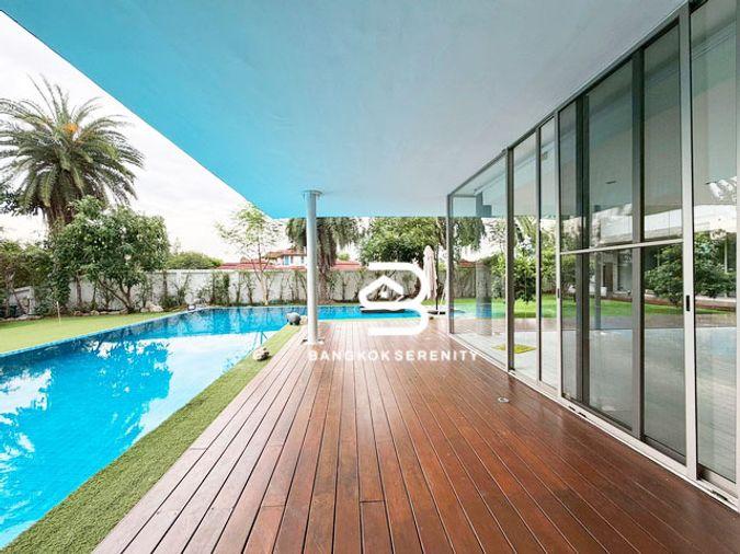 picture Pool Villa for sale at Windmill Golfcourse  - 1/32