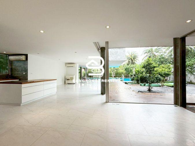 picture Pool Villa for sale at Windmill Golfcourse - 12/32