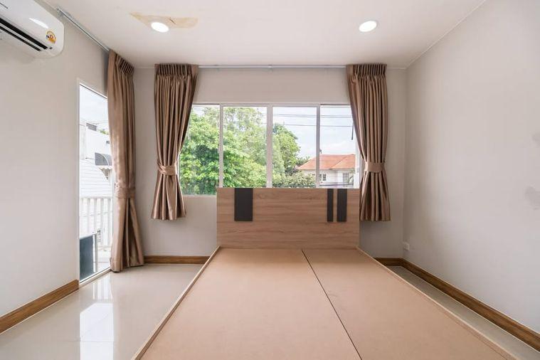 รูป HR3756ให้เช่าบ้านเดี่ยวหลังใหญ่ 122 ตร.ว. ลลิล อินเดอะพาร์ค วัชรพล–พหลโยธิน จอดรถ 6 คัน | Pet Friendly ใกล้สนามบินดอนเมือง - รูปที่ 4/47