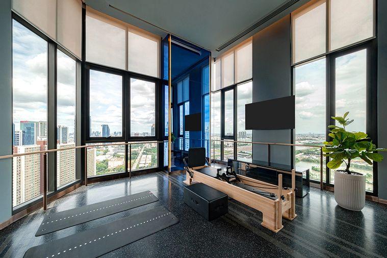 picture The Base Urban Rama 9, fully furnished condo, ready to move in - 8/10