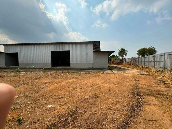 picture Land with buildings in Khao Khansong, Sriracha. Good location, attractive price. - 2/17