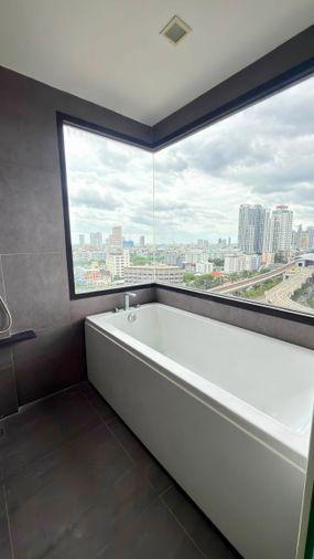 รูป 🏙️ ให้เช่า Urbano Absolute Sathon – Taksin ห้องสวย รีโนเวทใหม่ พร้อมอยู่ ทำเลดี เดินทางสะดวก ✨ - รูปที่ 19/25