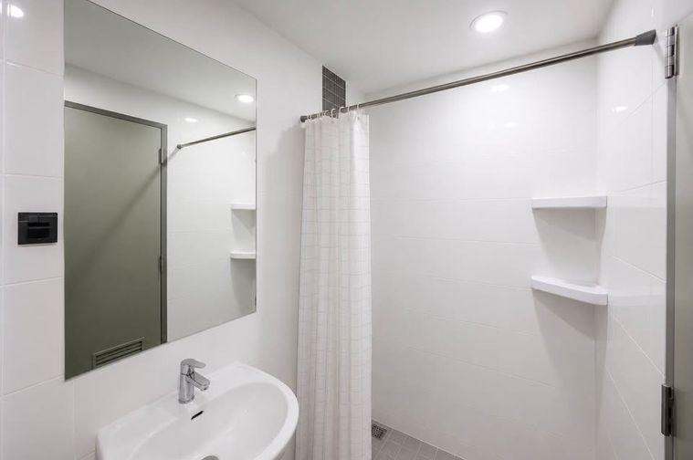 รูป 💥 ขาย คอนโด Present Condo Ekachai 32 (พรีเซนต์ คอนโด เอกชัย 32) ราคาเป็นมิตร ทำเลเอกชัย ห้องสวย เฟอร์นิเจอร์ครบ ✅มีรถตู้รับ-ส่ง BTS วุฒากาศ - รูปที่ 4/6