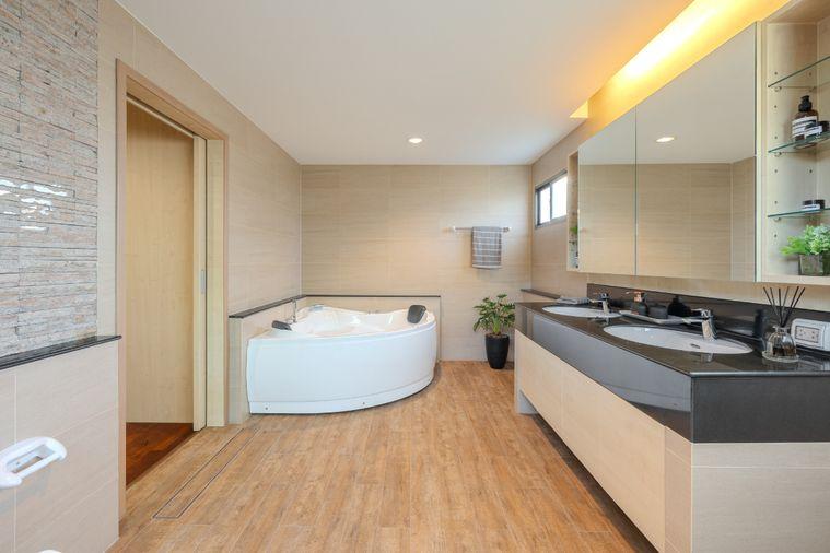 picture Luxury Pool Villa for Rent in Huay Yai Pattaya | 3 Bed | Private Pool | 120,000 THB - 15/25