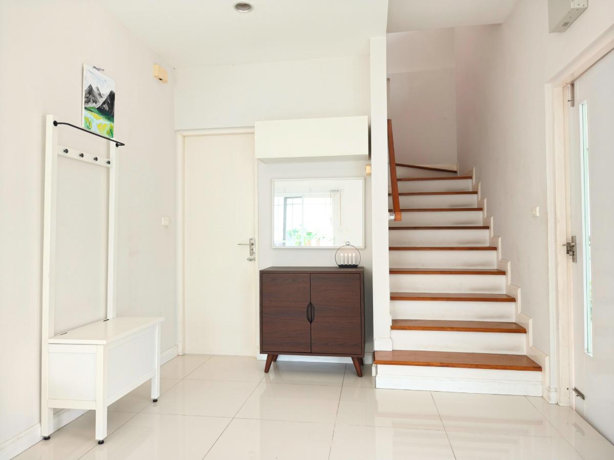 picture Ready-to-move-in detached house with luxury amenities. Excellent structure, no repairs needed. Great value. Close to renowned international schools. - 7/26