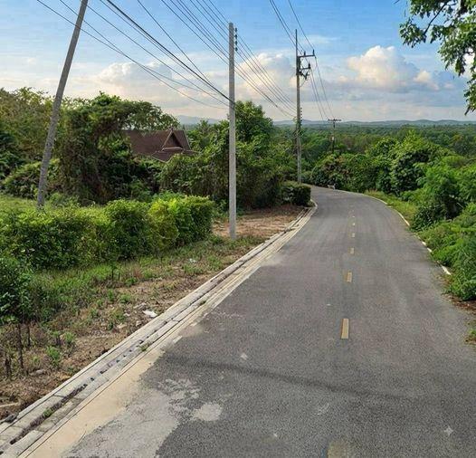 picture Prime land for sale in Bang Saray. Beautiful plot, great atmosphere, ideal for investment. - 5/7