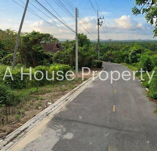 picture Prime land for sale in Bang Saray. Beautiful plot, great atmosphere, ideal for investment. - 5/7