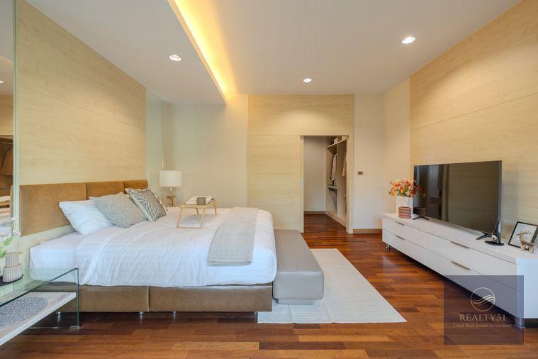 picture Luxury Pool Villa for Rent in Huay Yai Pattaya | 3 Bed | Private Pool | 120,000 THB - 10/25