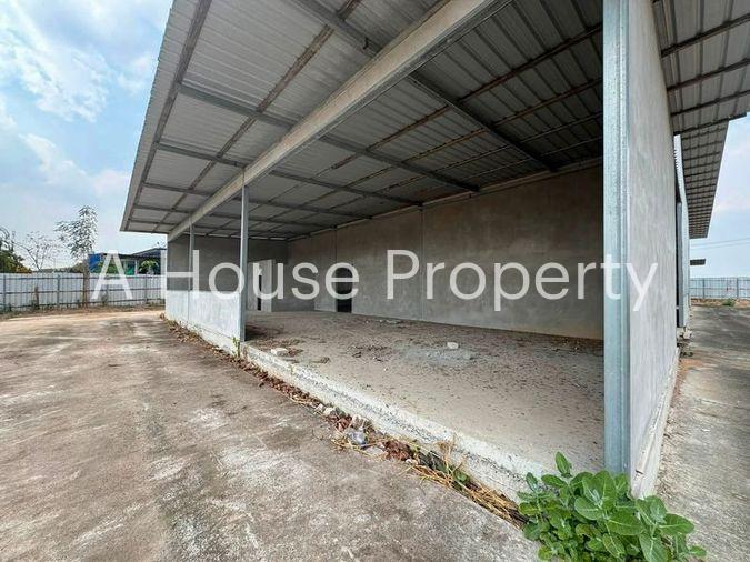 picture Land with buildings in Khao Khansong, Sriracha. Good location, attractive price. - 8/17