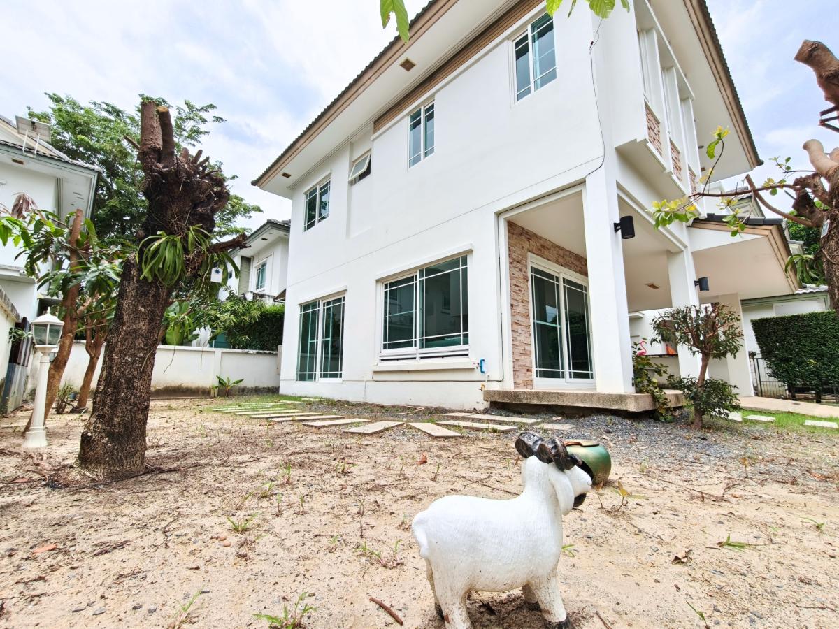 picture Ready-to-move-in detached house with luxury amenities. Excellent structure, no repairs needed. Great value. Close to renowned international schools. - 20/26