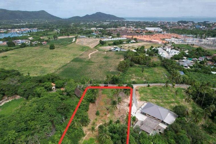 picture Prime land for sale in Bang Saray. Beautiful plot, great atmosphere, ideal for investment. - 1/7
