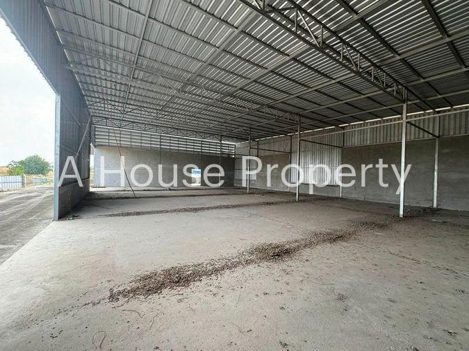 picture Land with buildings in Khao Khansong, Sriracha. Good location, attractive price. - 5/17
