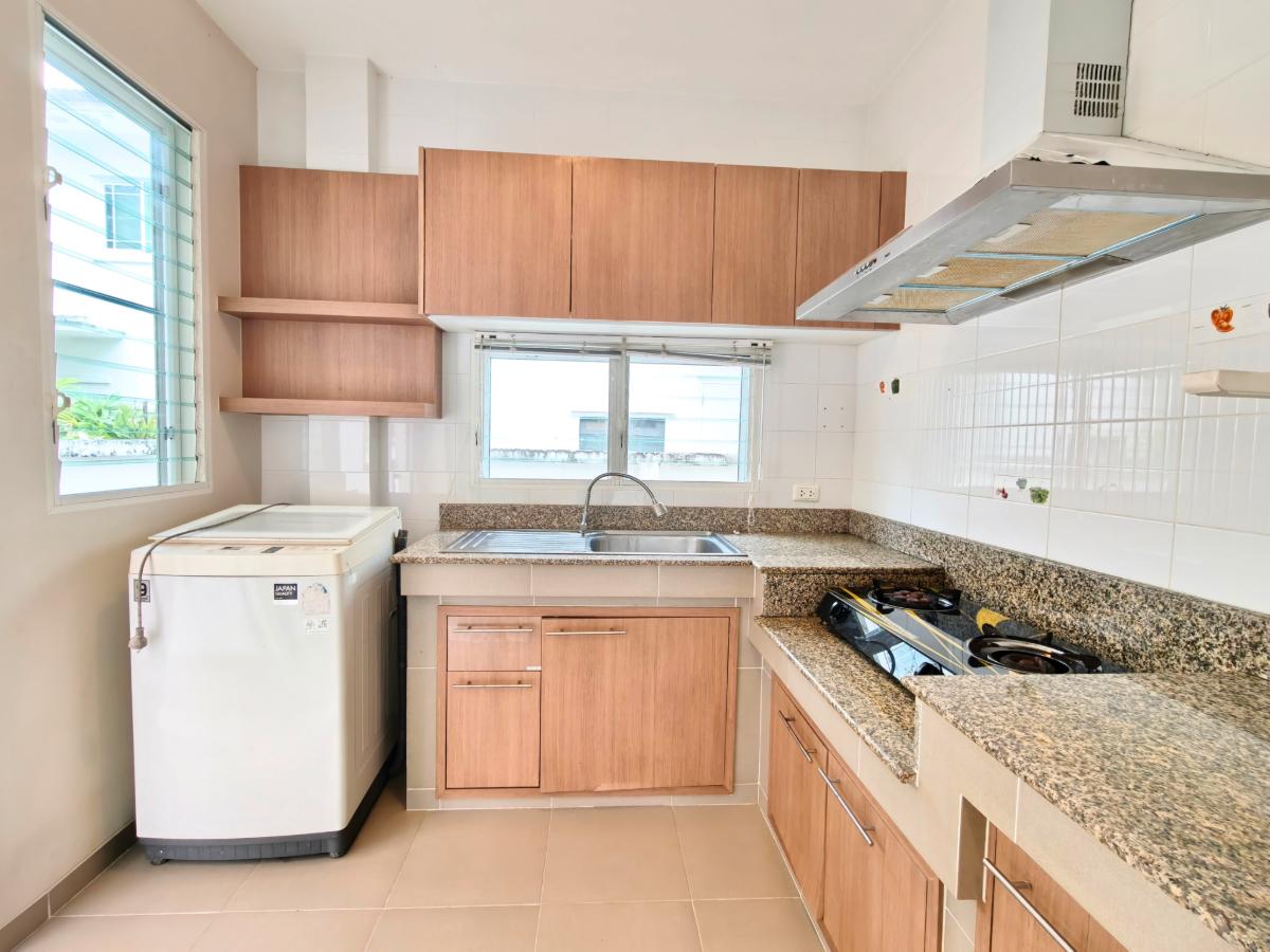 picture Ready-to-move-in detached house with luxury amenities. Excellent structure, no repairs needed. Great value. Close to renowned international schools. - 6/26