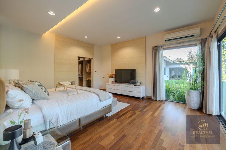 picture Luxury Pool Villa for Rent in Huay Yai Pattaya | 3 Bed | Private Pool | 120,000 THB - 9/25