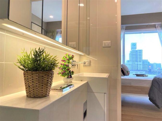 รูป 🟪🟦🟩🟨🟧  ให้เช่า The Saint Residences🛎️🛎️ | 𝗟𝗶𝗻𝗲@: @𝗮𝘀𝘀𝗲𝘁𝘀𝗽𝗿𝗼 - รูปที่ 11/19