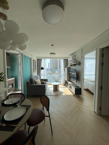 picture Just moved in, Fully finished, fully appliance, 2 beds, nine views  - 5/17